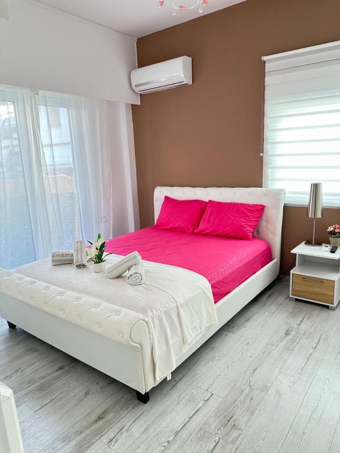 Cozy Apartment With Parking Near The City Center Atene Esterno foto